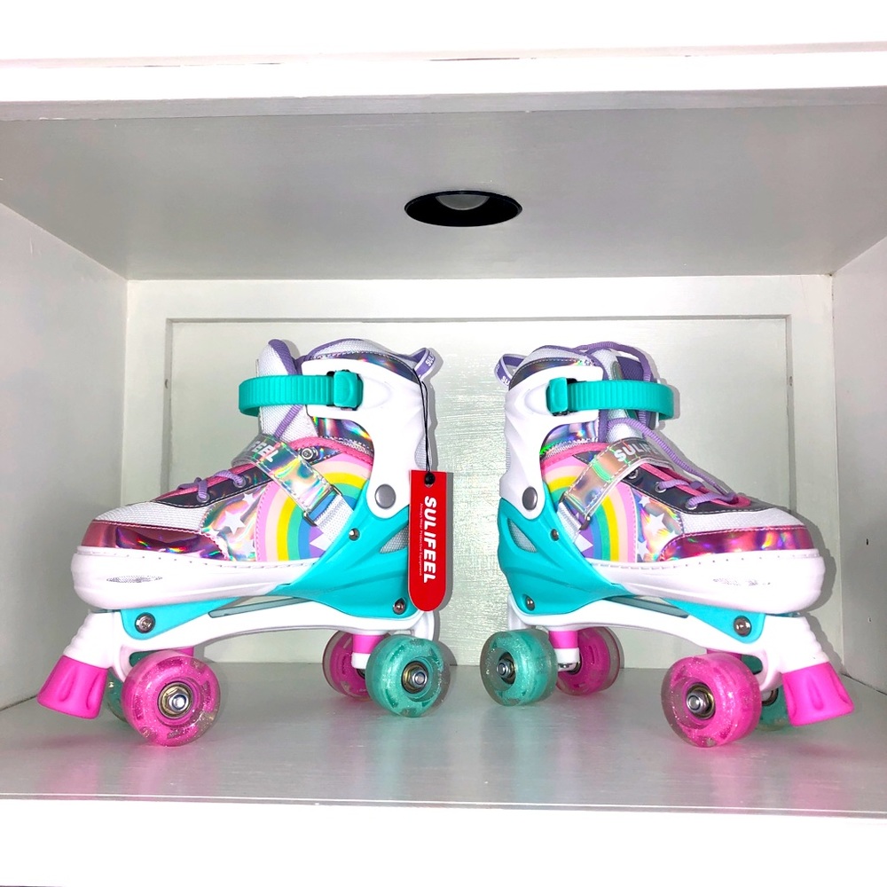 Light Up Roller Skates Adjustable Big Girls Sizes 3-6 Like New